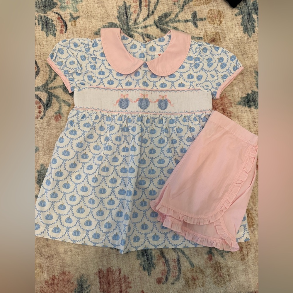 Shrimp and grits girls smocked pumpkin outfit